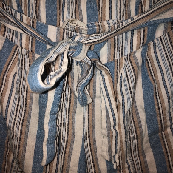 beachy flowy striped capris with tie! - Picture 3 of 4